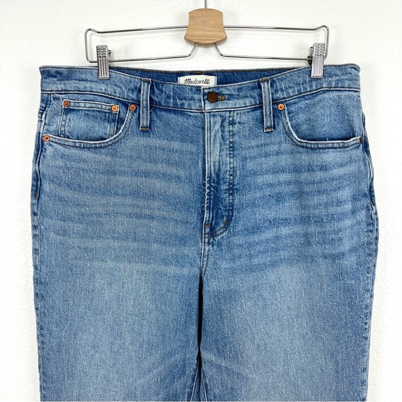Madewell LIKE NEW The Perfect Vintage Flare Jean in Delavan Wash - Picture 5 of 13
